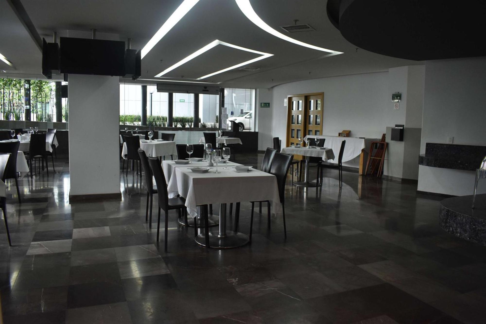 Ramada By Wyndham Mexico City Santa Fe ภายนอก รูปภาพ